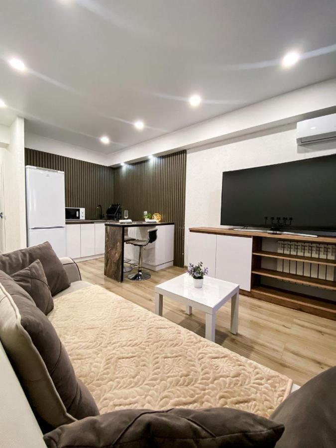 Central City Apartments Ust-Kamenogorsk ภายนอก รูปภาพ